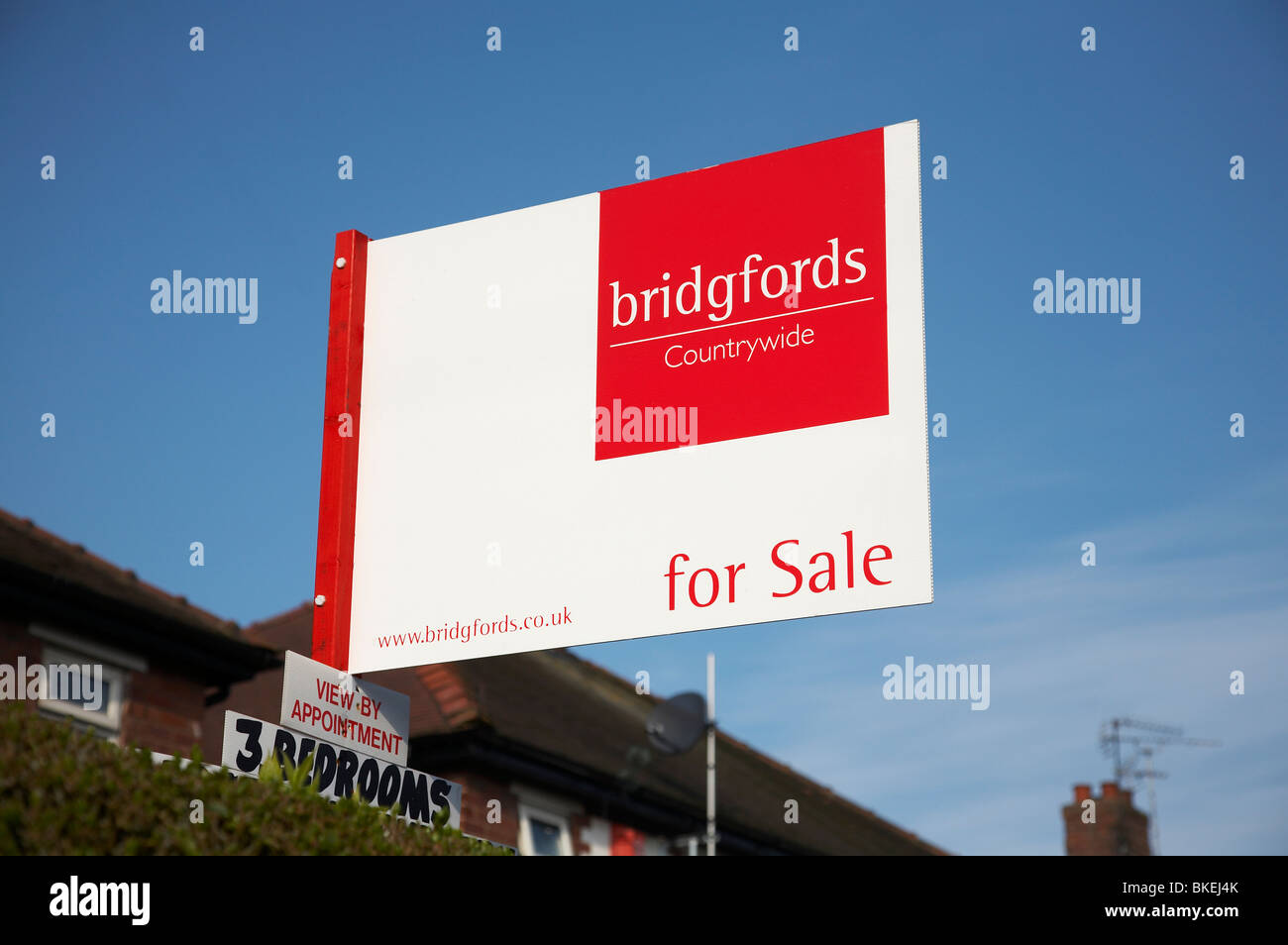 House for sale sign by Bridgfords Stock Photo Alamy