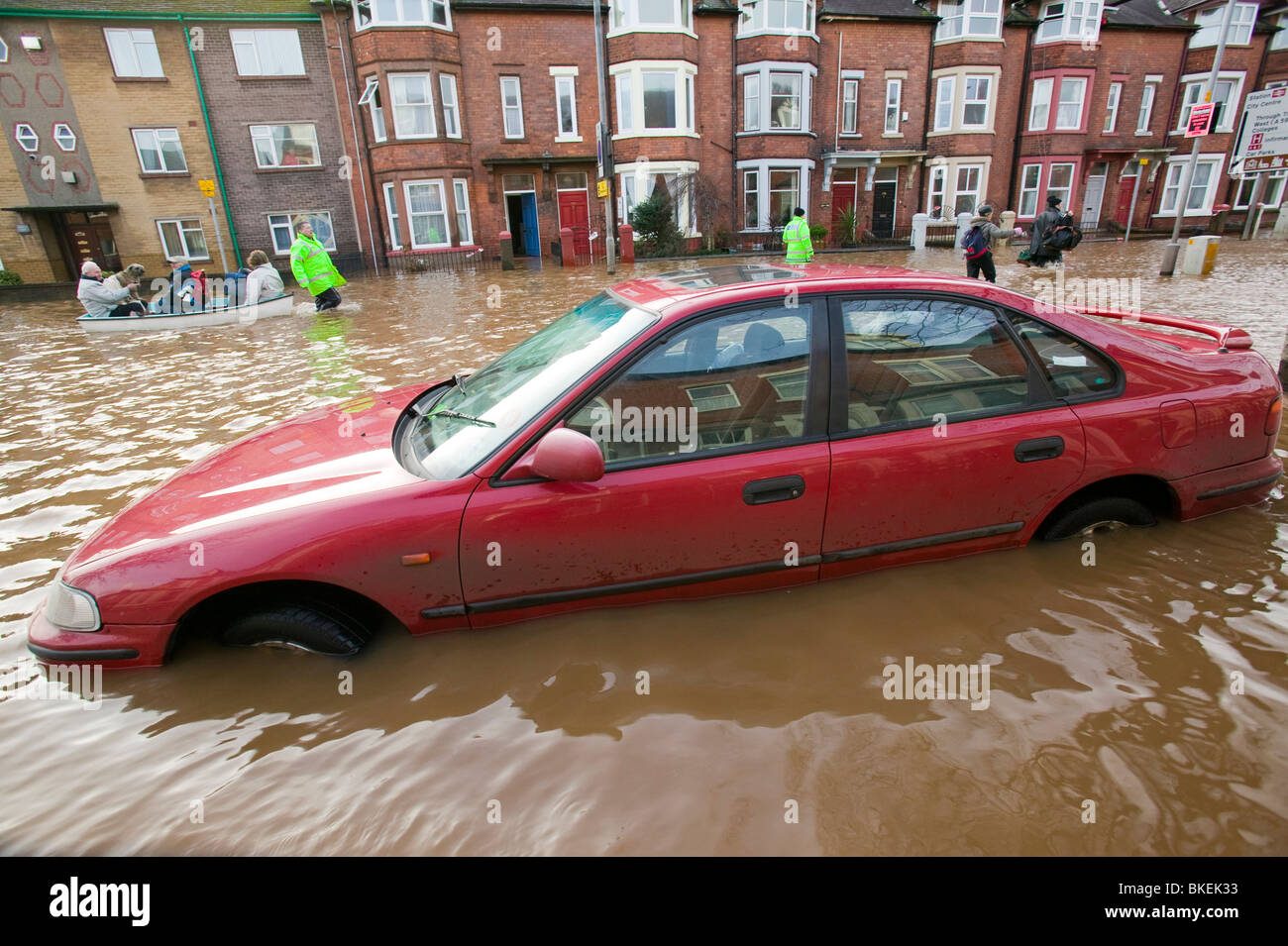 Warwick road in Carlisle swamped by the January 2005 floods. Stock Photo