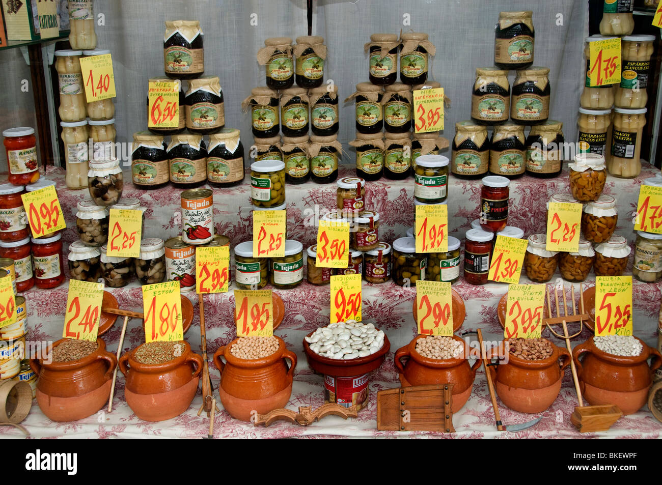 Madrid Spain Spanish grocer grocery market beans Stock Photo Alamy