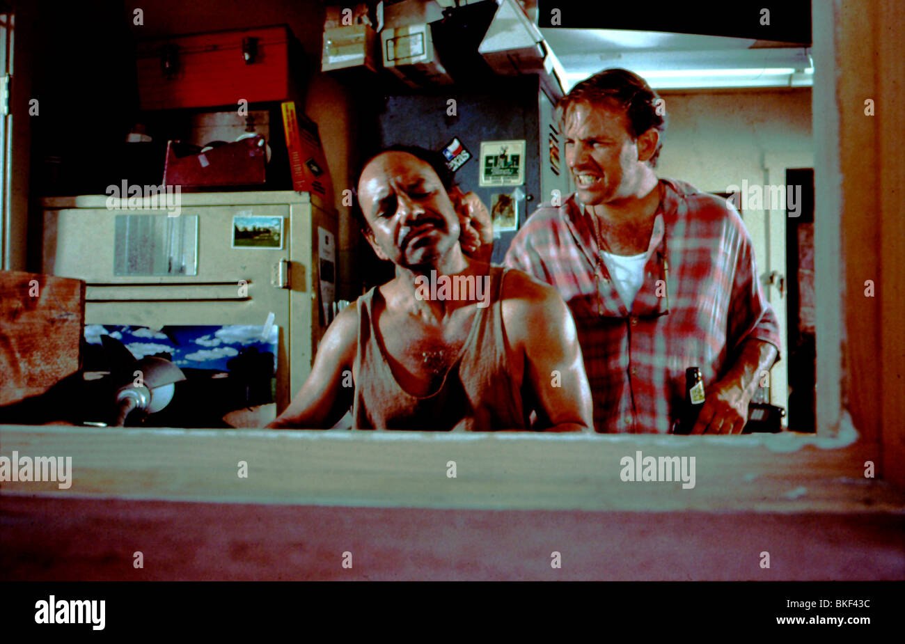 TIN CUP (1996) CHEECH MARIN, KEVIN COSTNER TINC 005 Stock Photo Alamy