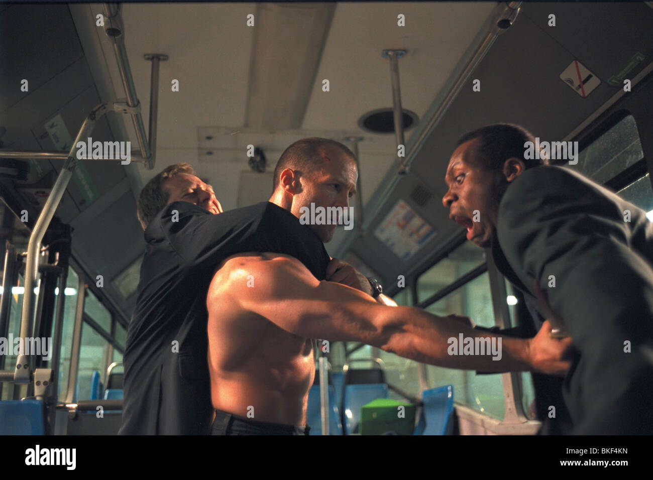 THE TRANSPORTER (2002) JASON STATHAM TRSP 002016 Stock Photo Alamy