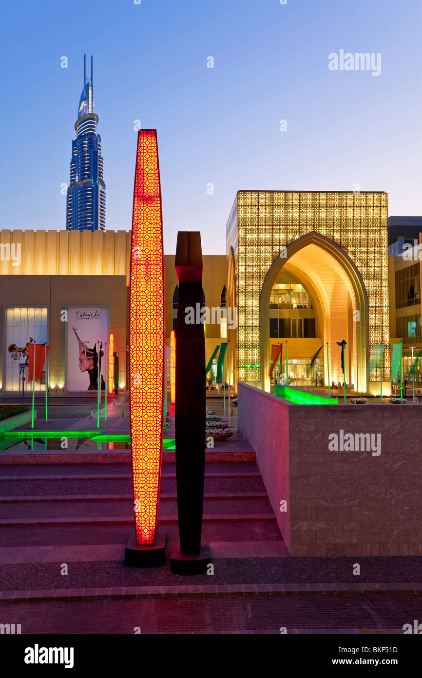 Dubai Mall, the largest shopping Mall in the world and the Burj Khalifa