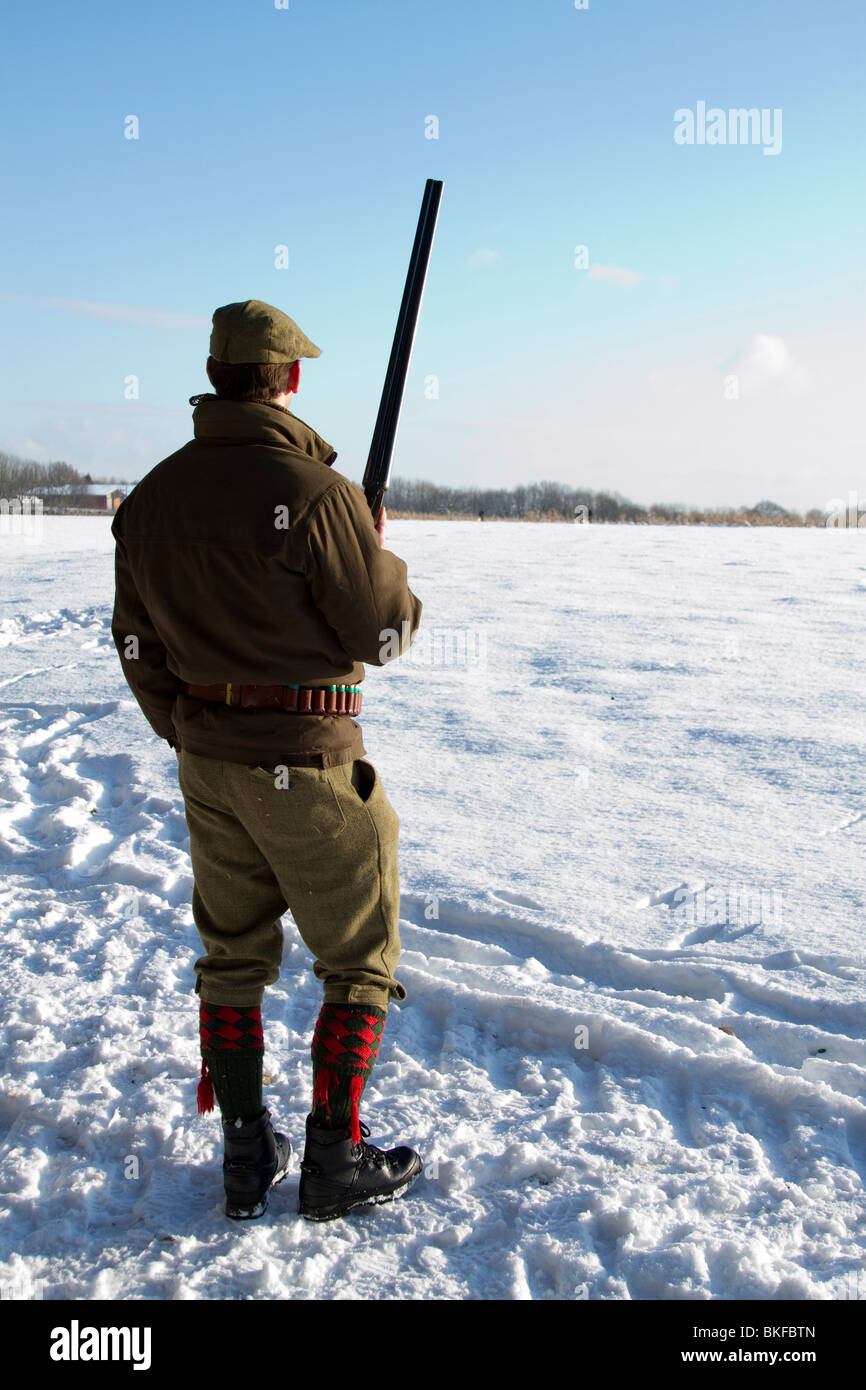 Game shooting hires stock photography and images Alamy