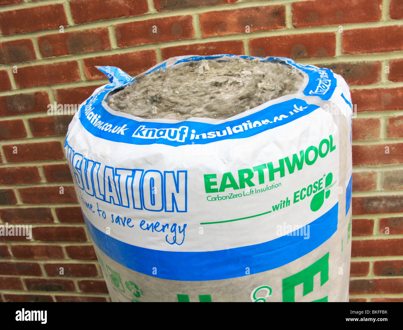 Earthwool Carbon zero loft & cavity insulation used to save energy & help the environment Stock Photo