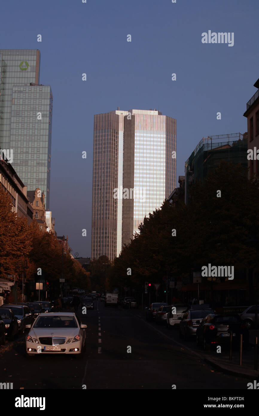 Modern office building Frankfurt am Main Germany Stock Photo - Alamy