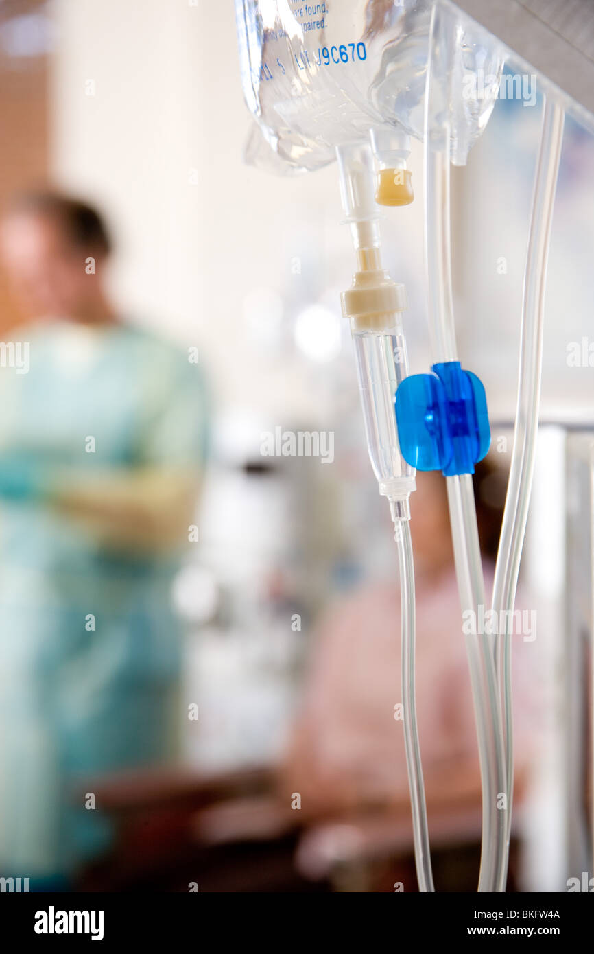 Iv fluids hires stock photography and images Alamy