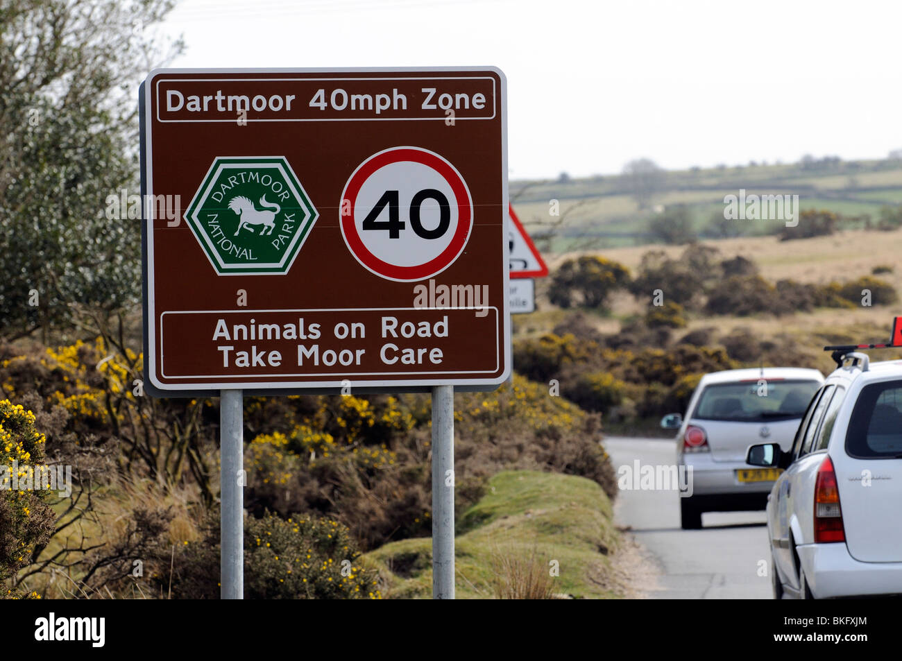 40 mph zone sign hi-res stock photography and images - Alamy