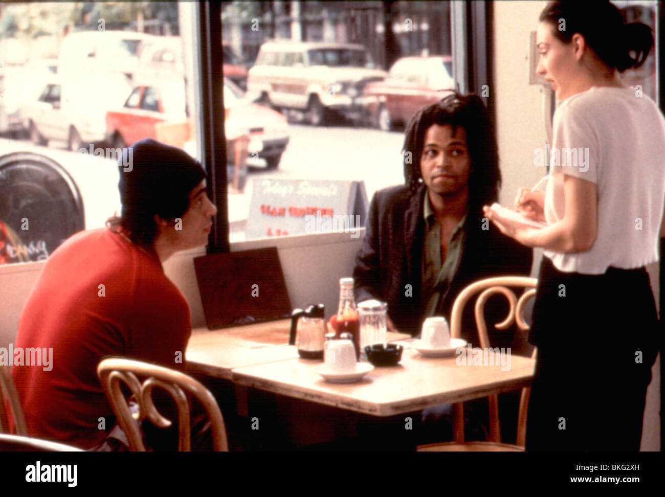 Benicio Del Toro Basquiat BASQUIAT (1996) BENICIO DEL TORO, JEFFREY WRIGHT BASQ 024 Stock Photo