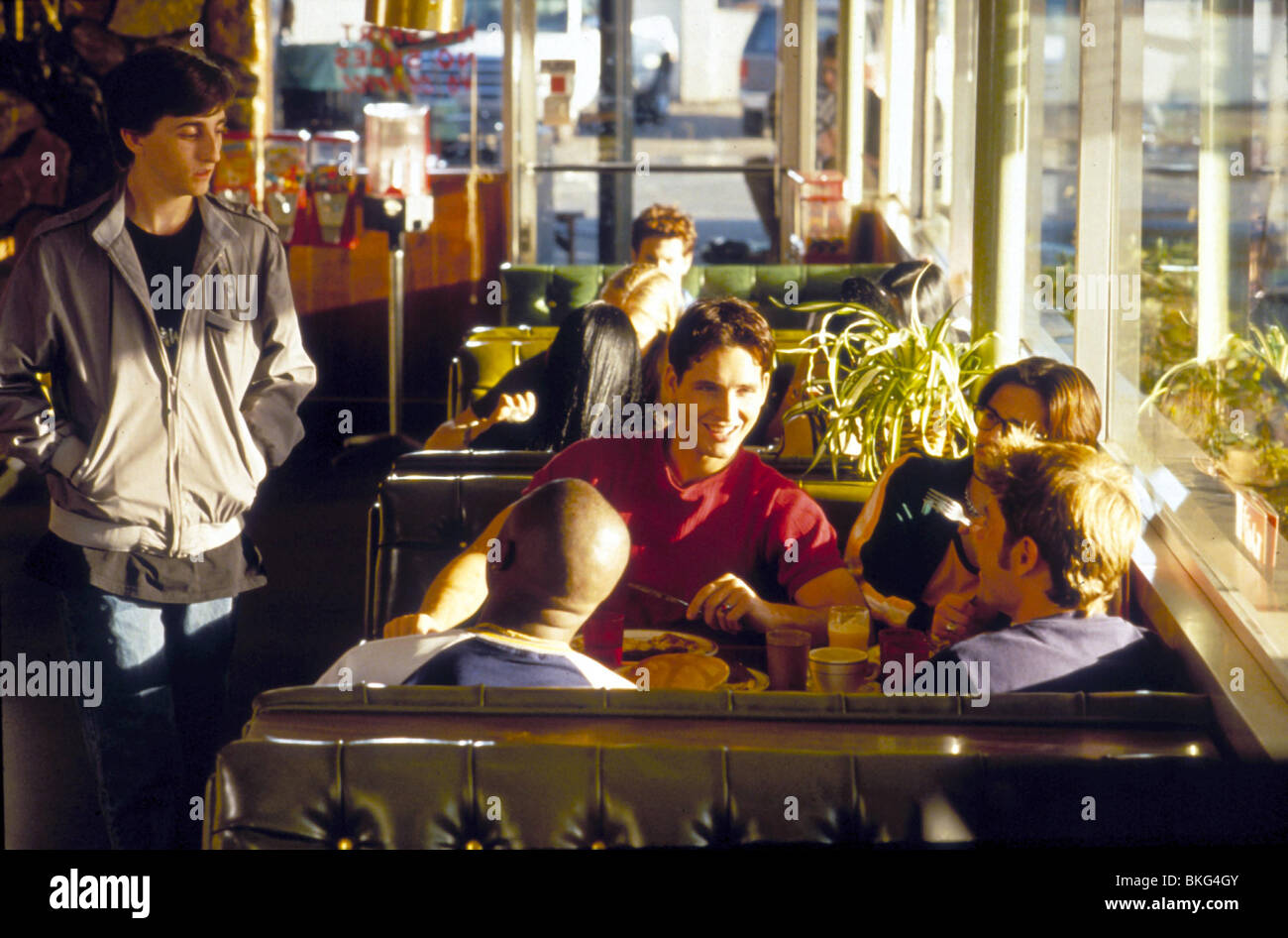 CAN'T HARDLY WAIT (1998) WILLIAM LICHTER, PETER FACINELLI CHW 005 Stock Photo