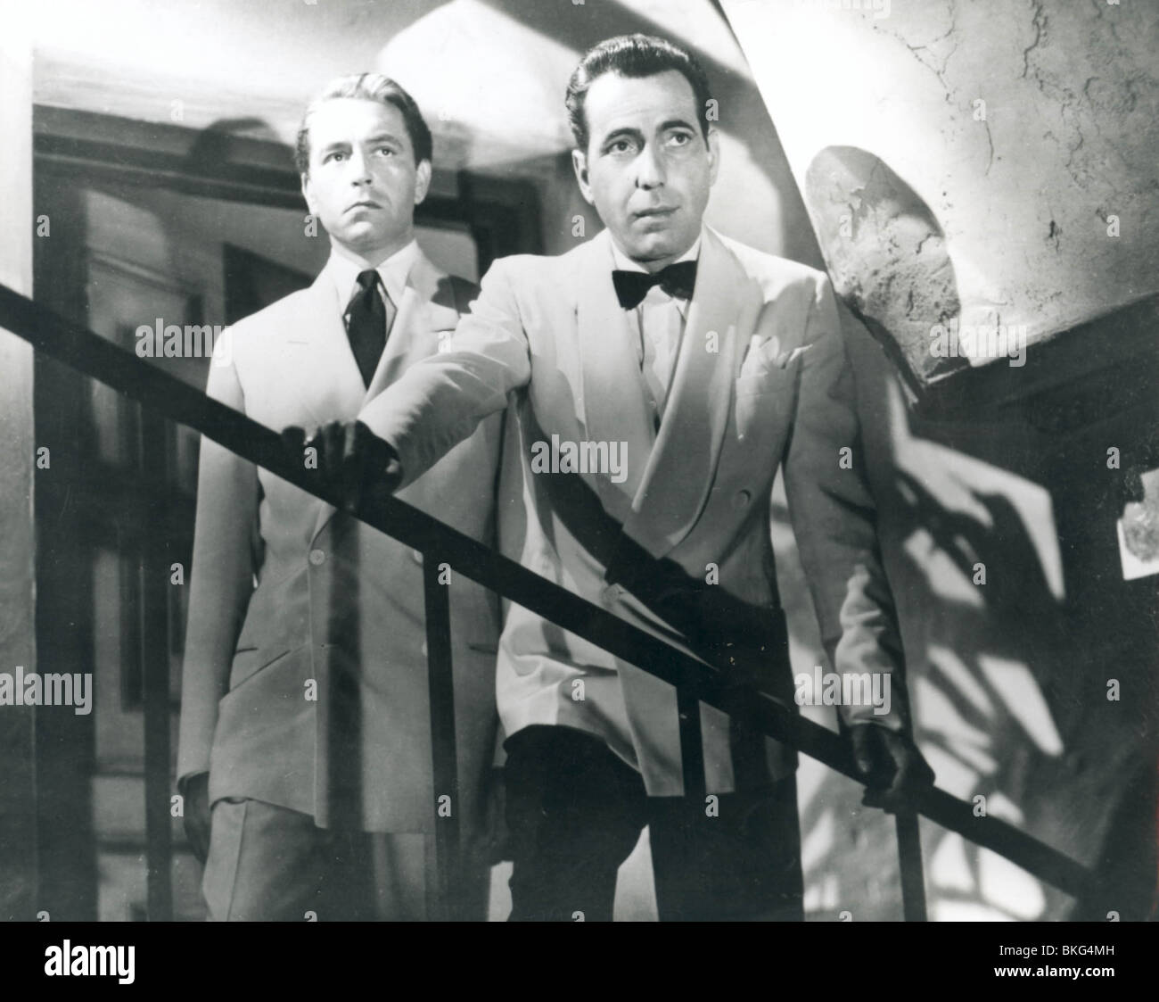 CASABLANCA (1942) PAUL HENREID, HUMPHREY BOGART CAS 004P Stock Photo