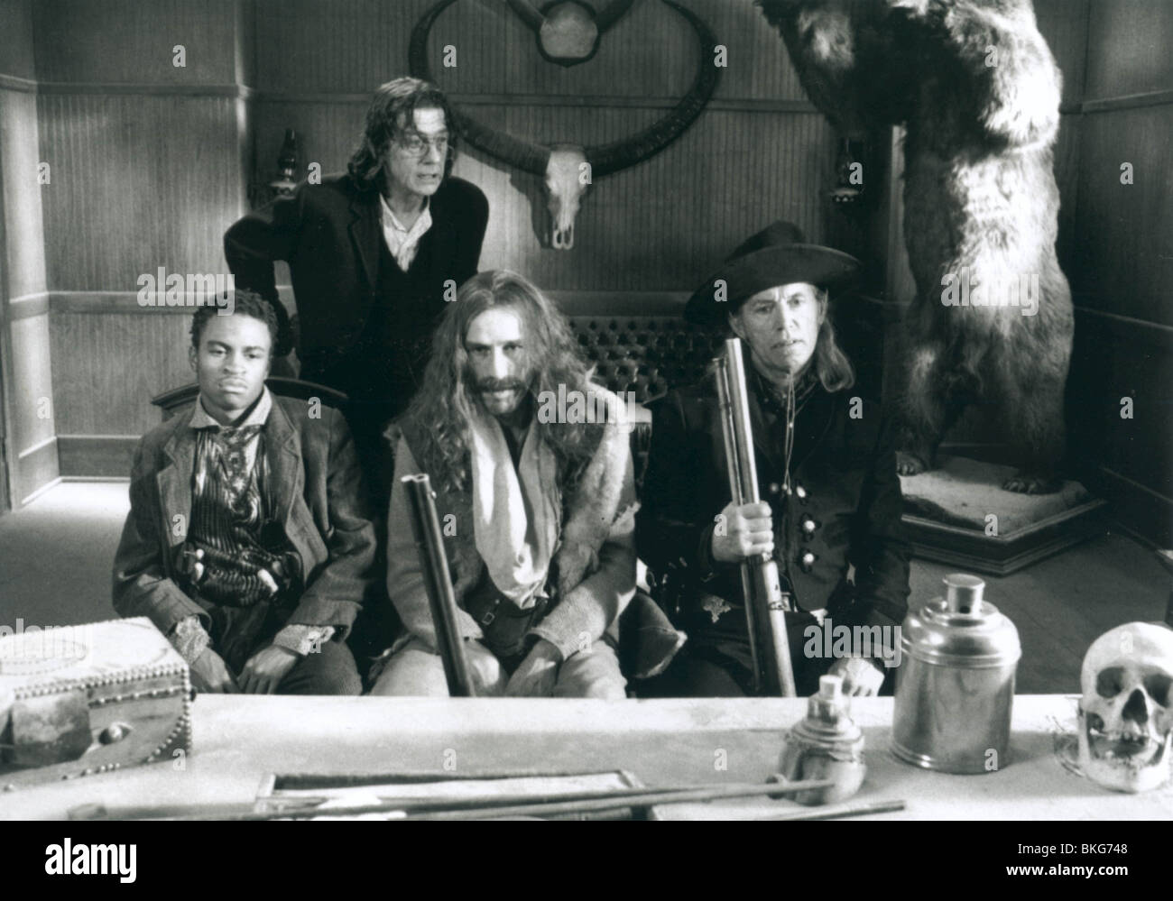 DEAD MAN (1996) JOHN HURT, EUGENE BYRD, MICHAEL WINCOTT, LANCE HENRIKSEN DEAD001P Stock Photo