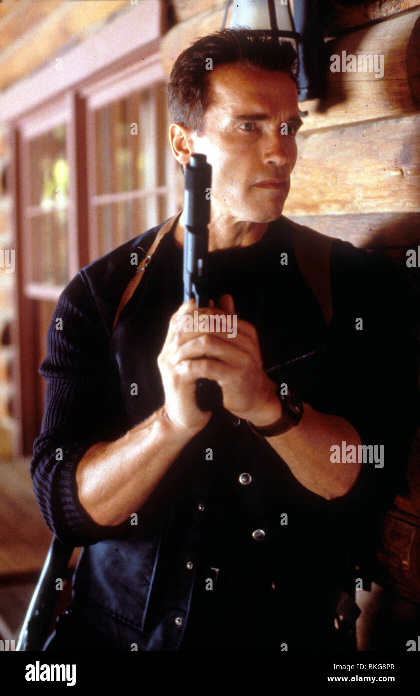 ERASER (1996) ARNOLD SCHWARZENEGGER ERAA 034 Stock Photo Alamy