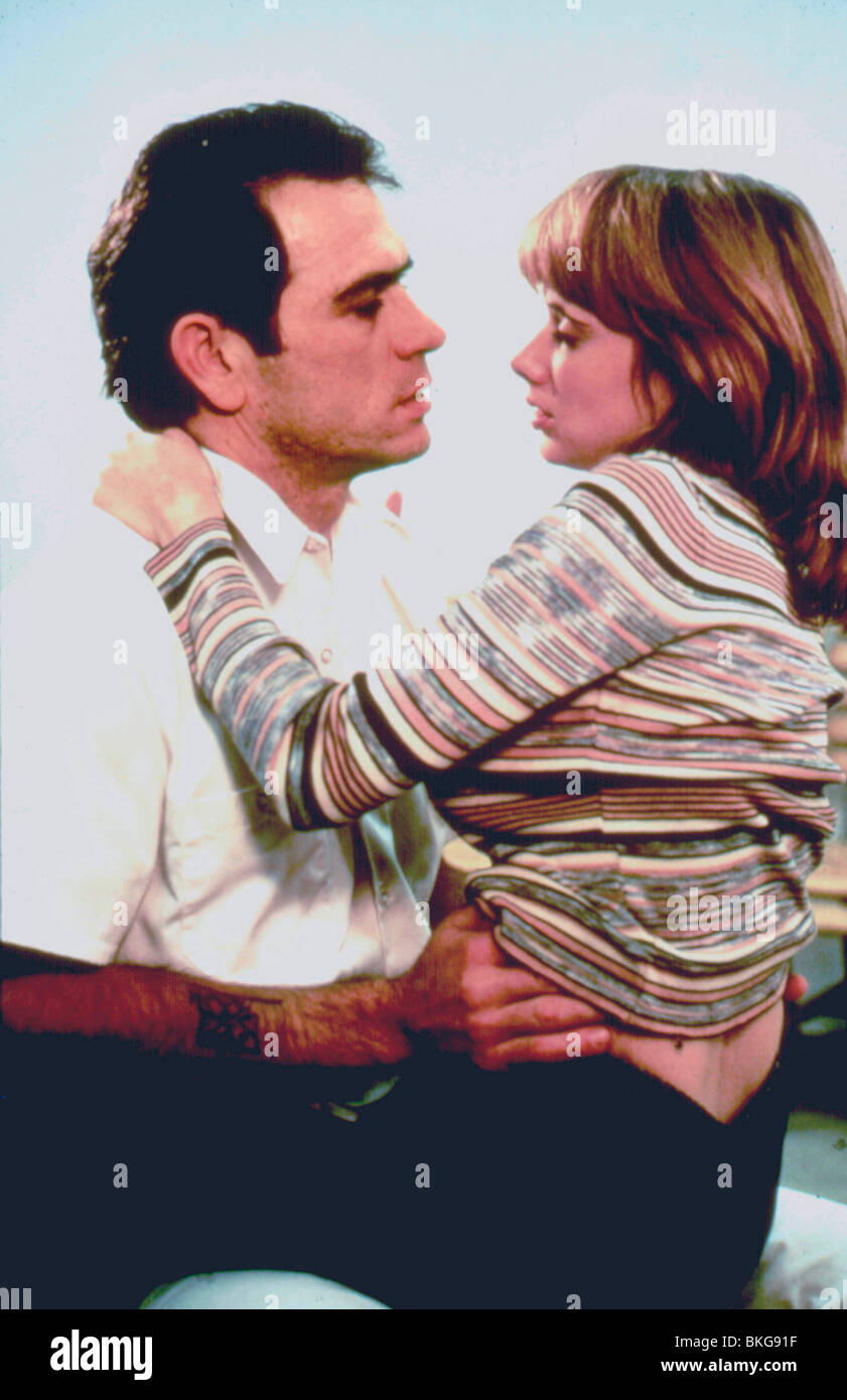 THE EXECUTIONER'S SONG (1982) TOMMY LEE JONES, ROSANNA ARQUETTE EXES 001 Stock Photo