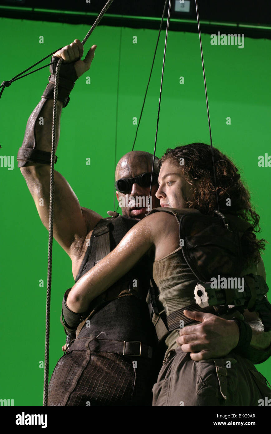 FILMING O/S 'THE CHRONICLES OF RIDDICK' (2004) WITH VIN DIESEL, ALEXA  DAVALOS CHRK 001-F1 Stock Photo - Alamy