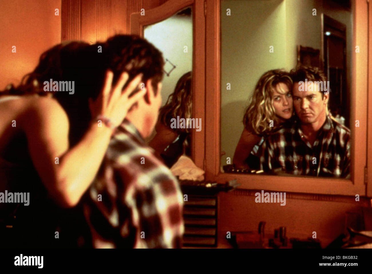 FLESH AND BONE (1993) MEG RYAN, DENNIS QUAID FHBN 022 Stock Photo Alamy