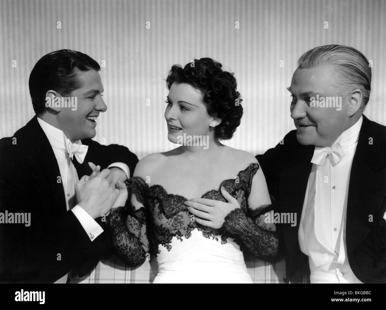 FREE AND EASY (1941) NIGEL BRUCE, RUTH HUSSEY, ROBERT CUMMINGS FRAE 001P Stock Photo