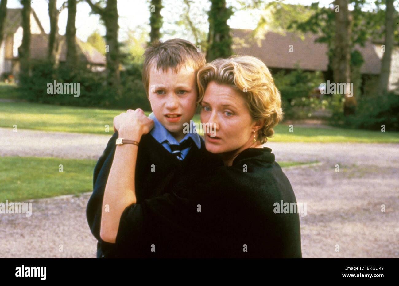 HOLLOW REED (1996) SAM BOULD, JOELY RICHARDSON HOLR 007 Stock Photo - Alamy