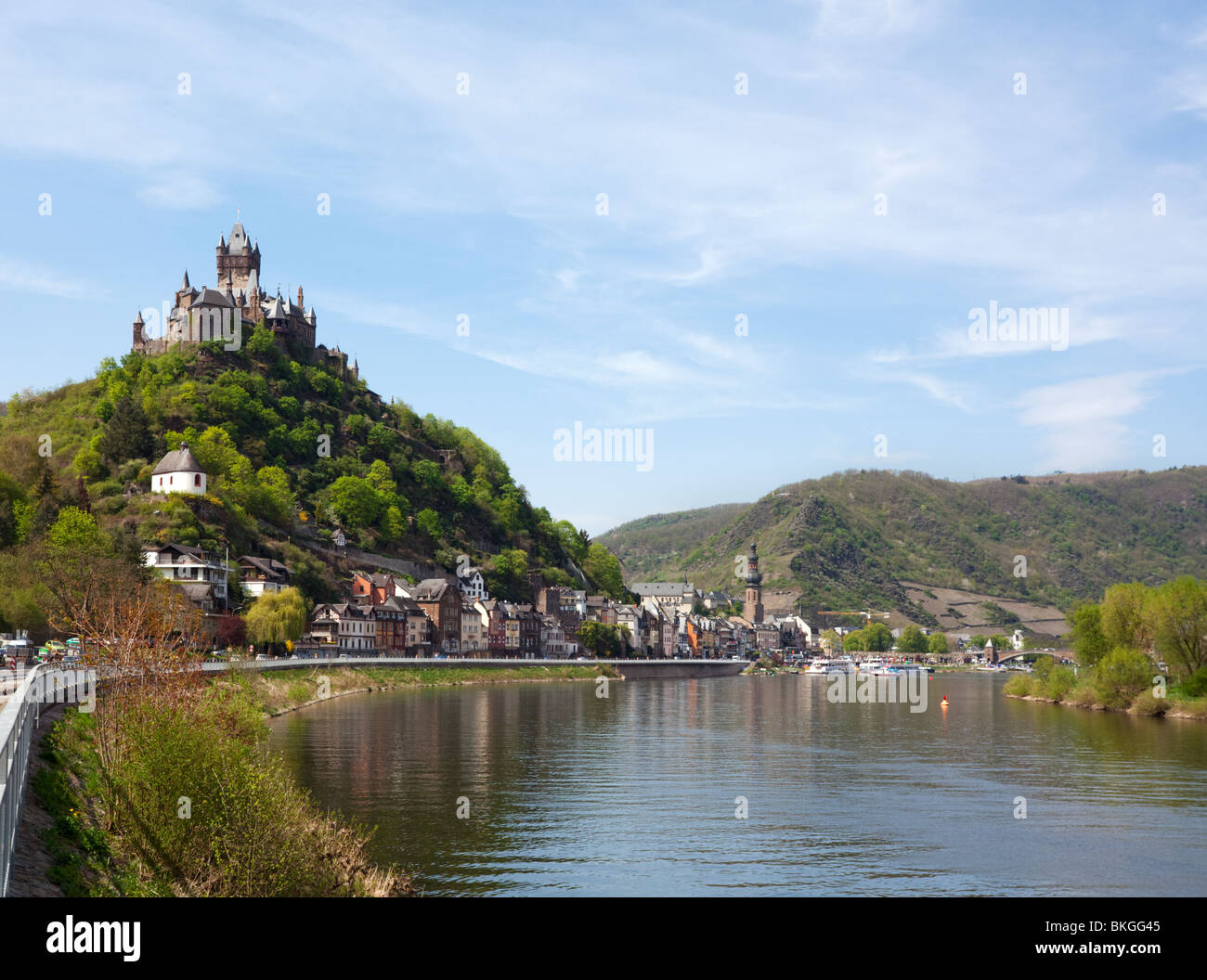 Cochem at the Mosel valley with Reichsburg castle Stock Photo