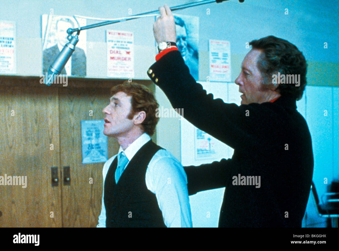 KINGS AND DESPERATE MEN: A HOSTAGE INCIDENT (1981) PATRICK MCGOOHAN, ALEXIS KANNER KADM 003 Stock Photo - Alamy