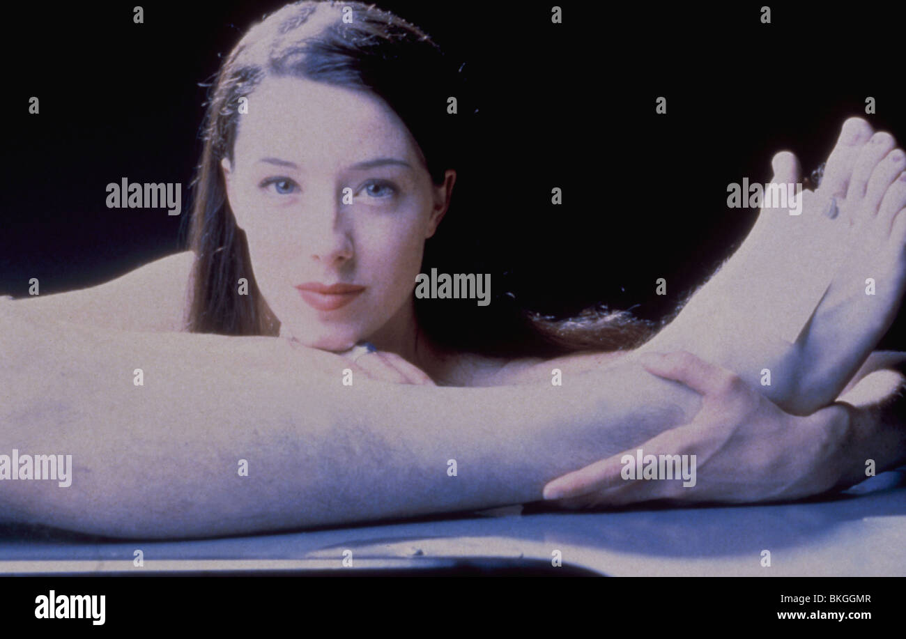 KISSED -1996 MOLLY PARKER Stock Photo