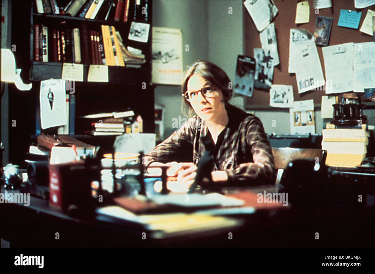 LOOKING FOR MR .GOODBAR (1977) DIANE KEATON LKG 006 L Stock Photo - Alamy