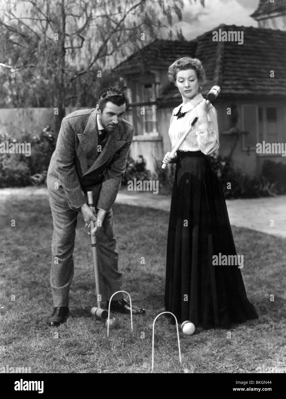 MADAME CURIE (1944) WALTER PIDGEON, GREER GARSON MADC 004P L Stock Photo