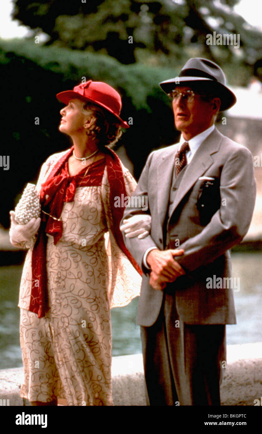 MR AND MRS BRIDGE (1990) JOANNE WOODWARD, PAUL NEWMAN MMB027 Stock Photo Alamy