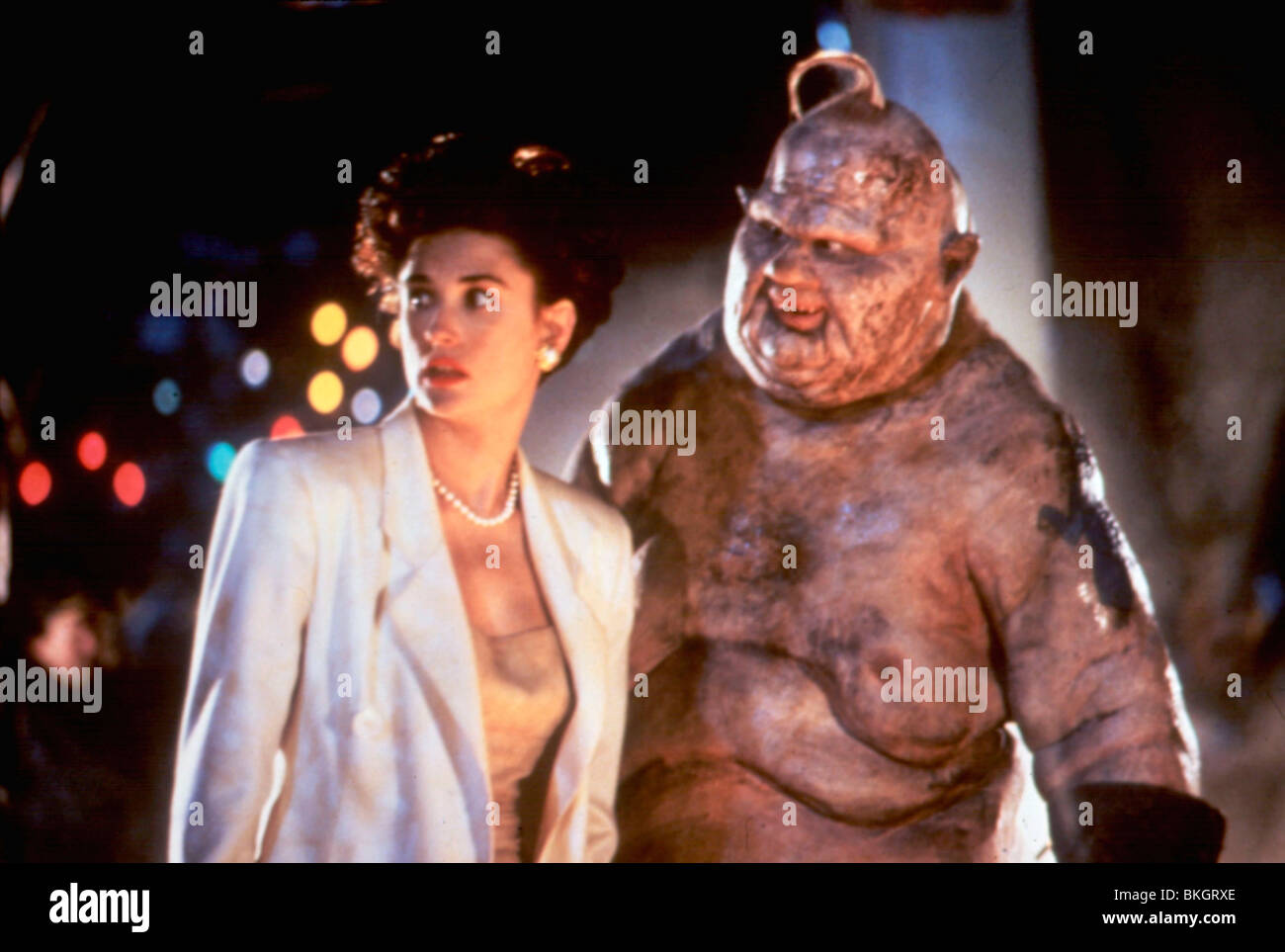 NOTHING BUT TROUBLE (1991) DEMI MOORE NBT 015 Stock Photo