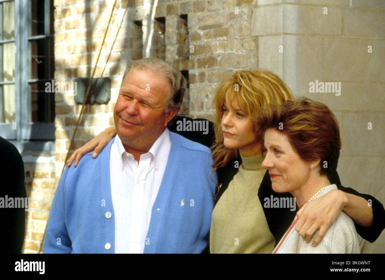 PRELUDE TO A KISS (1992) NED BEATTY, MEG RYAN, PATTY DUKE PKS 024 Stock ...