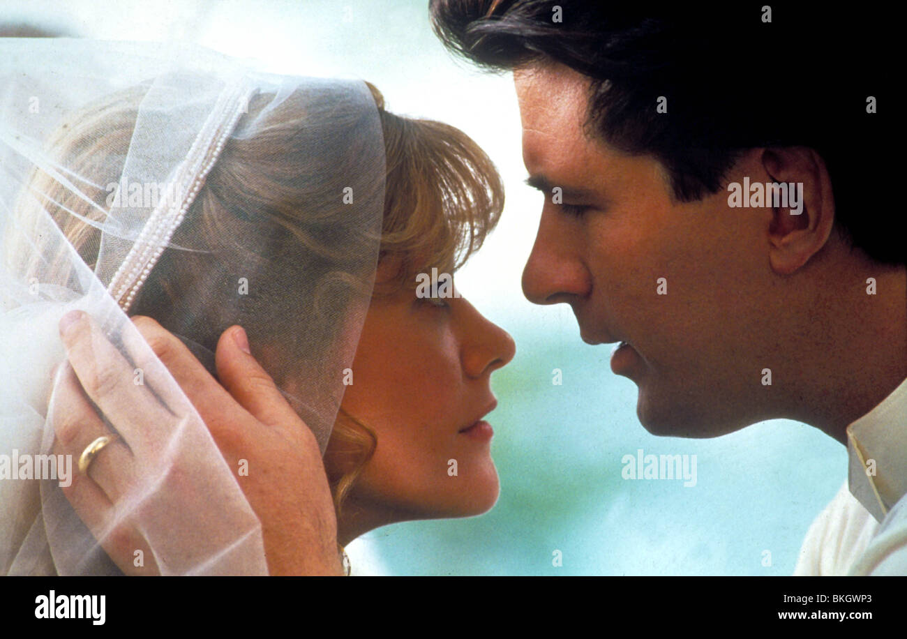 PRELUDE TO A KISS (1992) MEG RYAN, ALEC BALDWIN PKS 050 Stock Photo - Alamy