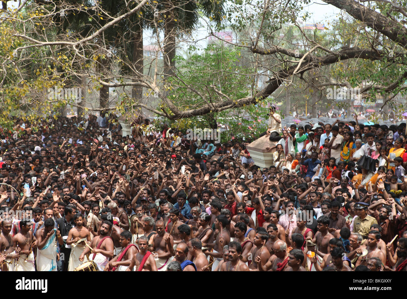 crowd enjoying the drum playing at thrissur pooram festival Stock Photo
