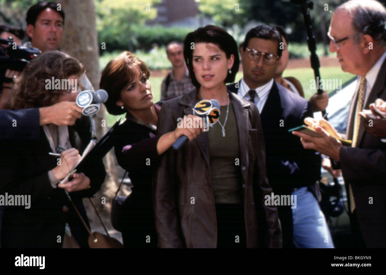 SCREAM 2 -1997 NEVE CAMPBELL Stock Photo - Alamy