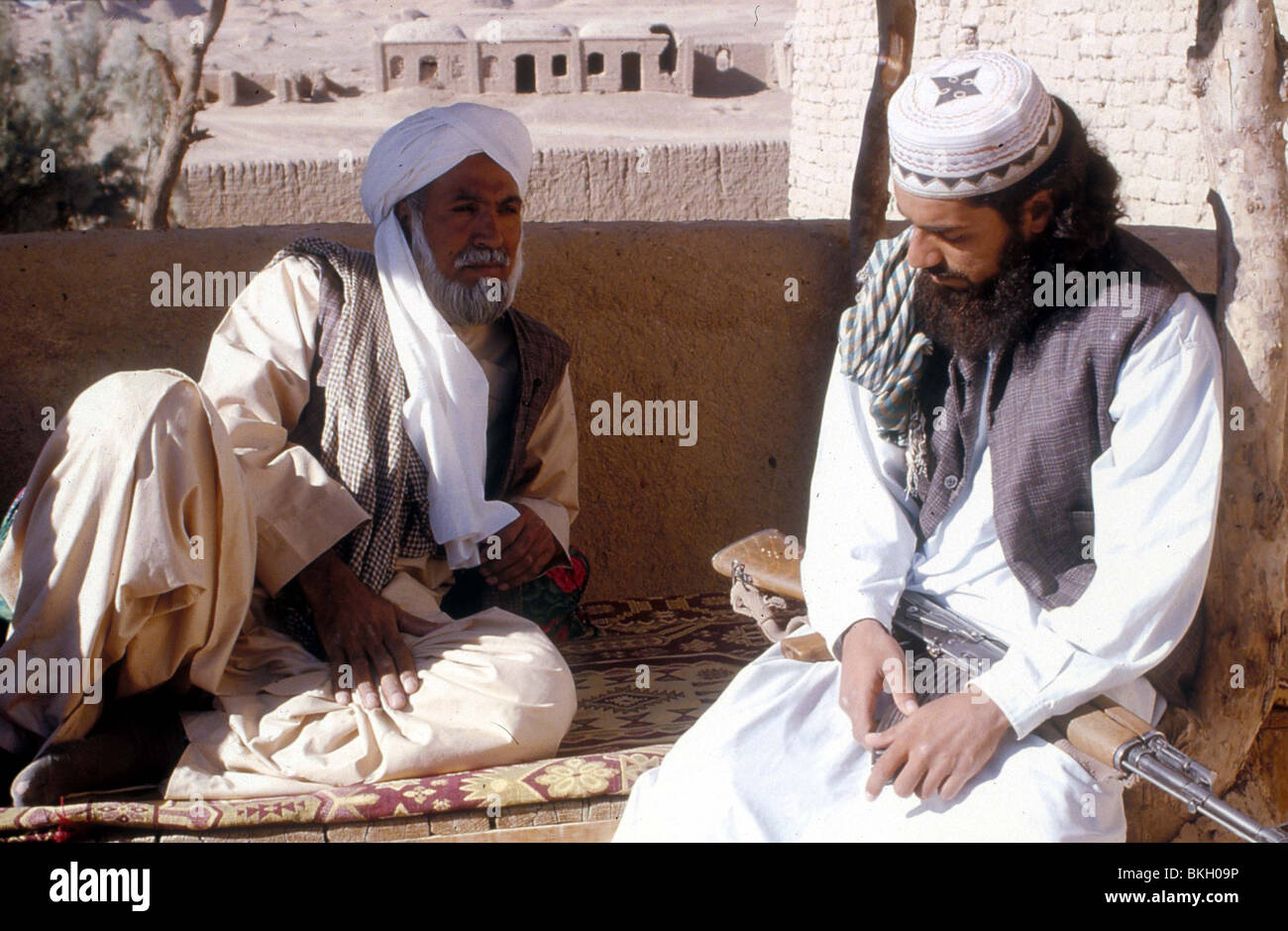 SILENCE BETWEEN TWO THOUGHTS (2003) SOKOOTE BEINE DO FEKR (ALT) KAMALAN NAROULI SBTT 001 Stock Photo