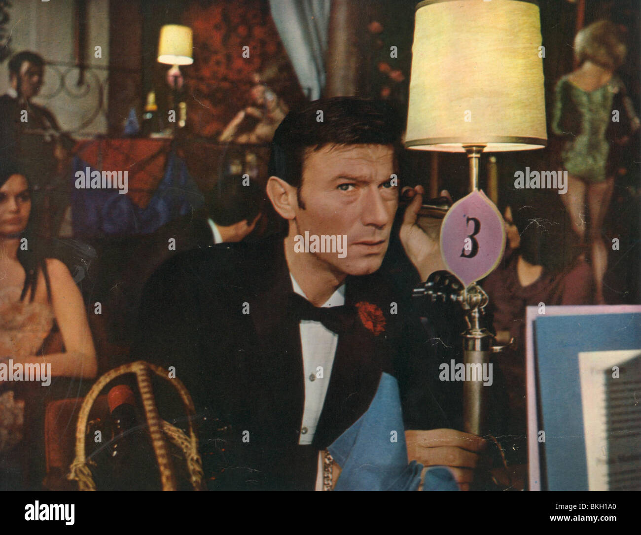 THE SPY WITH A COLD NOSE (1966) LAURENCE HARVEY SWCN 008FOH Stock Photo