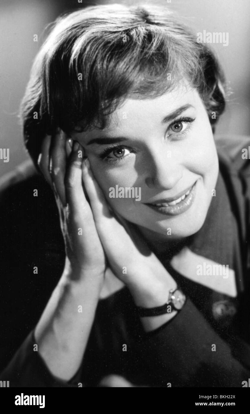 Sylvia syms High Resolution Stock Photography and Images - Alamy