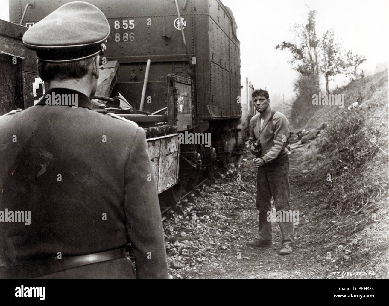 Le Train Burt Lancaster Film Entier En Francais THE TRAIN (1964) BURT LANCASTER TRAI 009P Stock Photo: 29264596 - Alamy