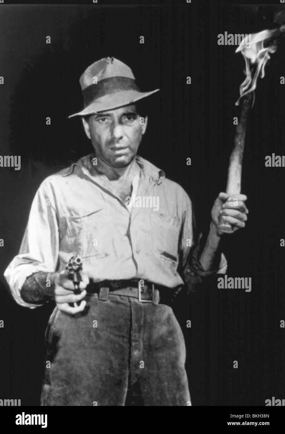 THE TREASURE OF THE SIERRA MADRE (1948) HUMPHREY BOGART TTSM 026 Stock Photo