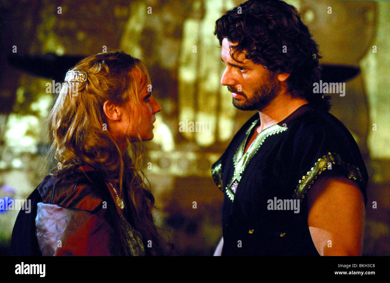 TROY (2004) DIANE KRUGER, ERIC BANA TRY 002-5528 Stock Photo