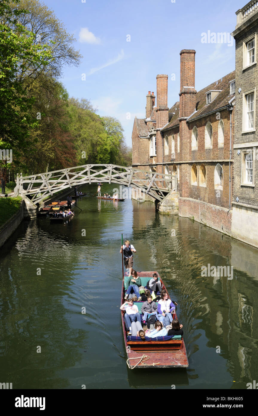 The Mathematical Bridge, Queens College, Cambridge, England, UK Stock Photo