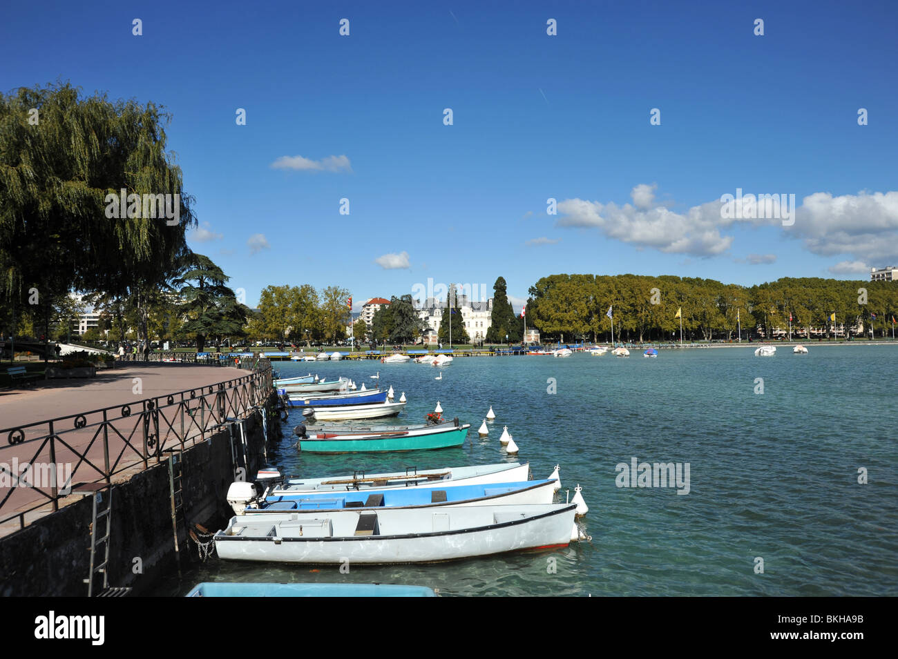 The lake in Annecy in the Haute Savoie, Rhone Alpes region of France Stock Photo