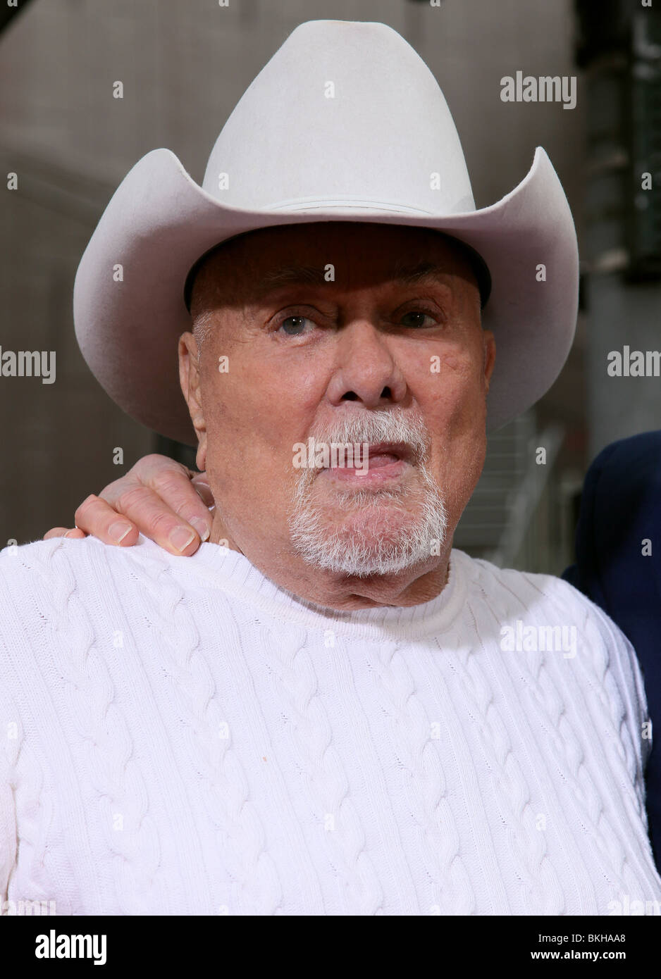 TONY CURTIS LAUNCH OF THE TCM CLASSIC FILM FESTIVAL LOS ANGELES CA 22 April 2010 Stock Photo