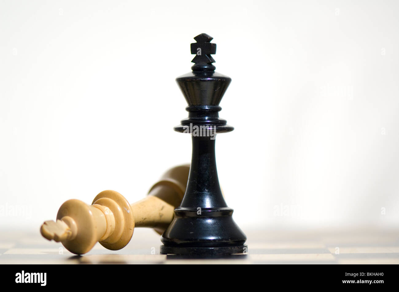 Bishop chess piece hi-res stock photography and images - Alamy