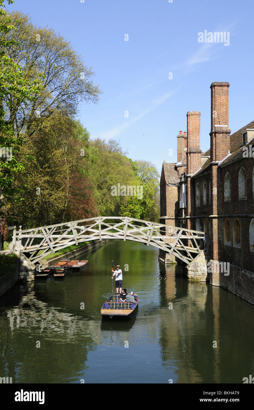 The Mathematical Bridge, Queens College, Cambridge, England ,UK Stock Photo