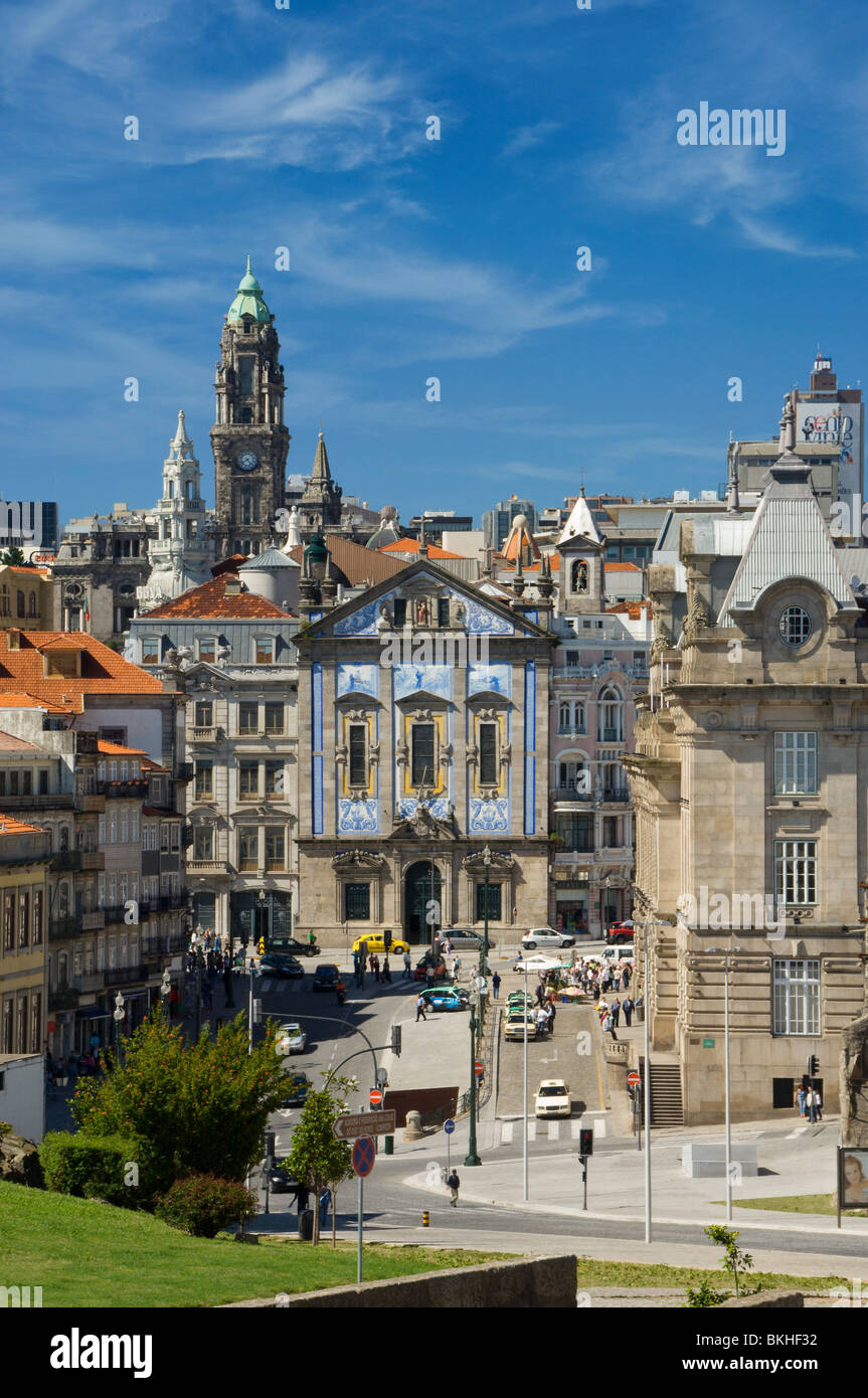 Portugal, the Costa Verde, Porto. The igreja dos Congregados and Torre dos Clérigos. the Praca Almeida Garrett Stock Photo
