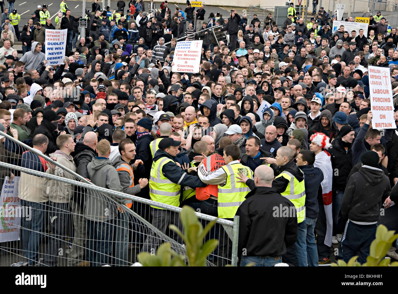 English defense league right wing protest again mosque in dudley march 2010 fighting amongst themselves Stock Photo