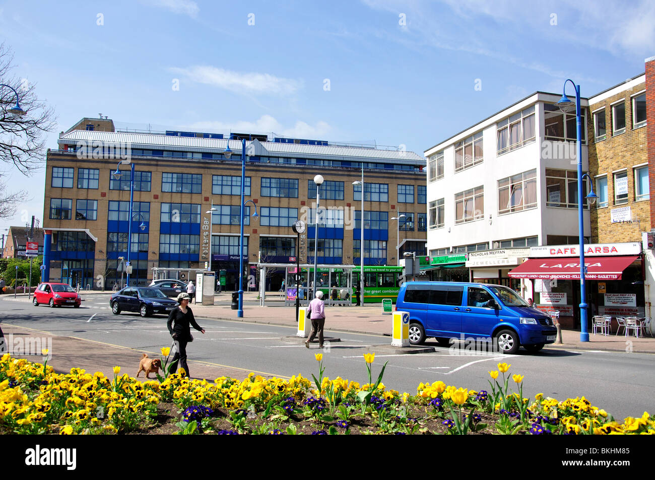 Potters Bar Railway Station, Darkes Lane, Potters Bar, Hertfordshire, England, United Kingdom Stock Photo