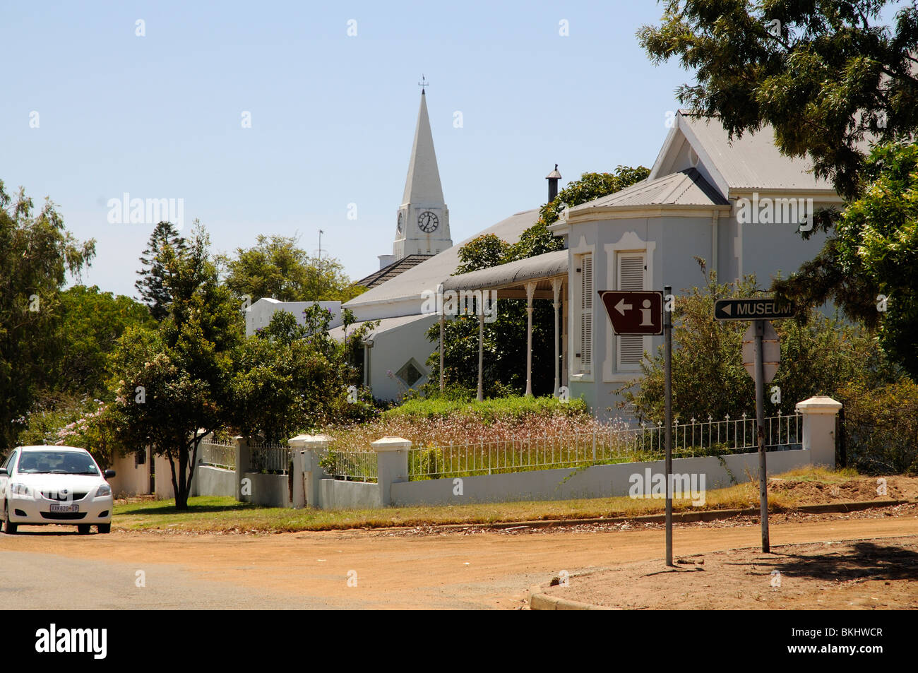 Housing & dirt road in Darling a historic town in the western cape ...