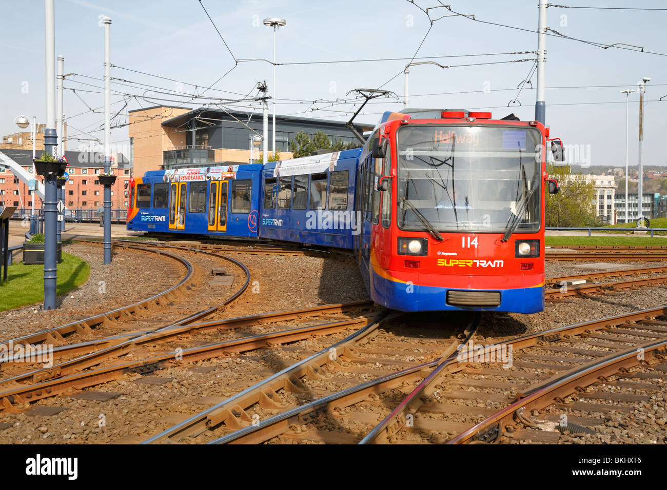 Supertram leaving Ponds Forge, Sheffield, South Yorkshire, England, UK ...