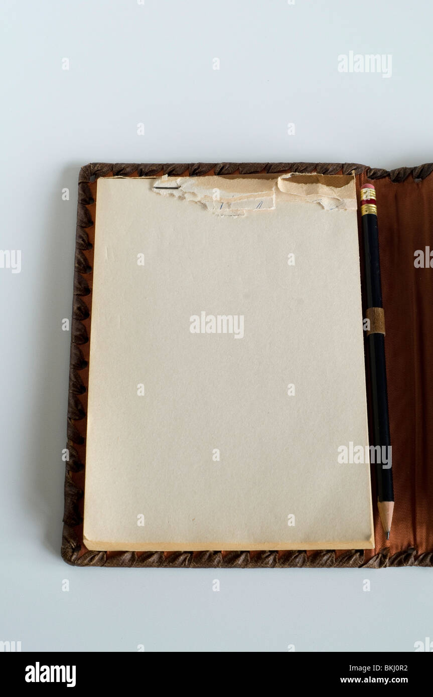 Blank writing note pad hi-res stock photography and images - Alamy