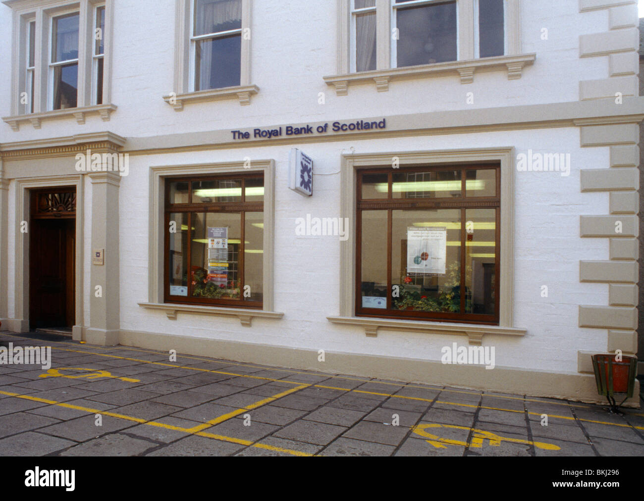 Disabled Parking Bays Spaces Hi-res Stock Photography And Images - Alamy